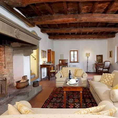 Sleeps 2 Pool Wifi T764046 Daire Calzaiolo