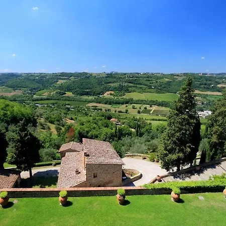 Sleeps 2 Pool Wifi T764046