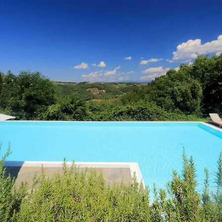 Sleeps 2 Pool Wifi T764046 Daire Calzaiolo